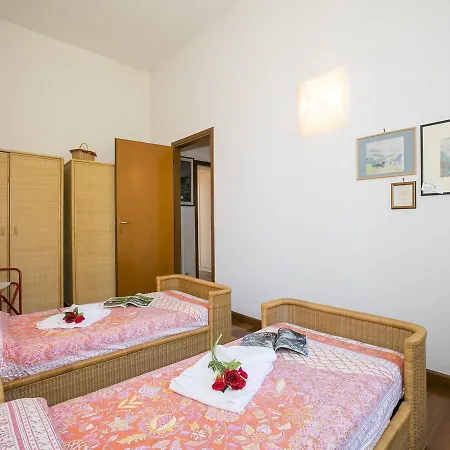 Bertoni Apt. 06 Appartement Tremezzo